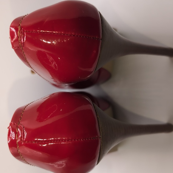 Guess Caylee Red Platform Heels size 7 - Picture 3 of 10